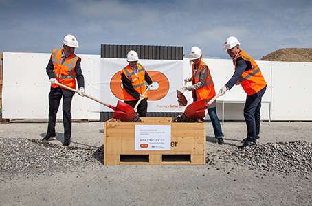 Baustart der 235 genossenschaftswohnungen in Greencity!