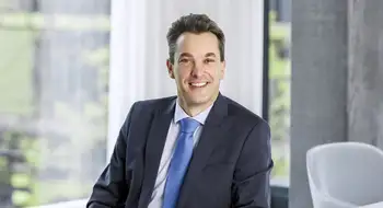 Julien Esch